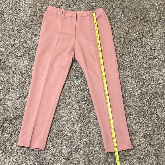 NWT  Tahari Size 10.  Light Pink pants with belt loops.  Front and back pockets. - Picture 7 of 7